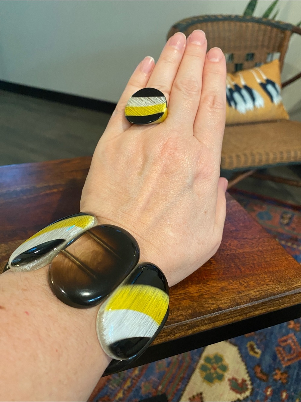 Erica Lyons Black & Yellow Lucite Statement Set Stretch Bracelet and Ring